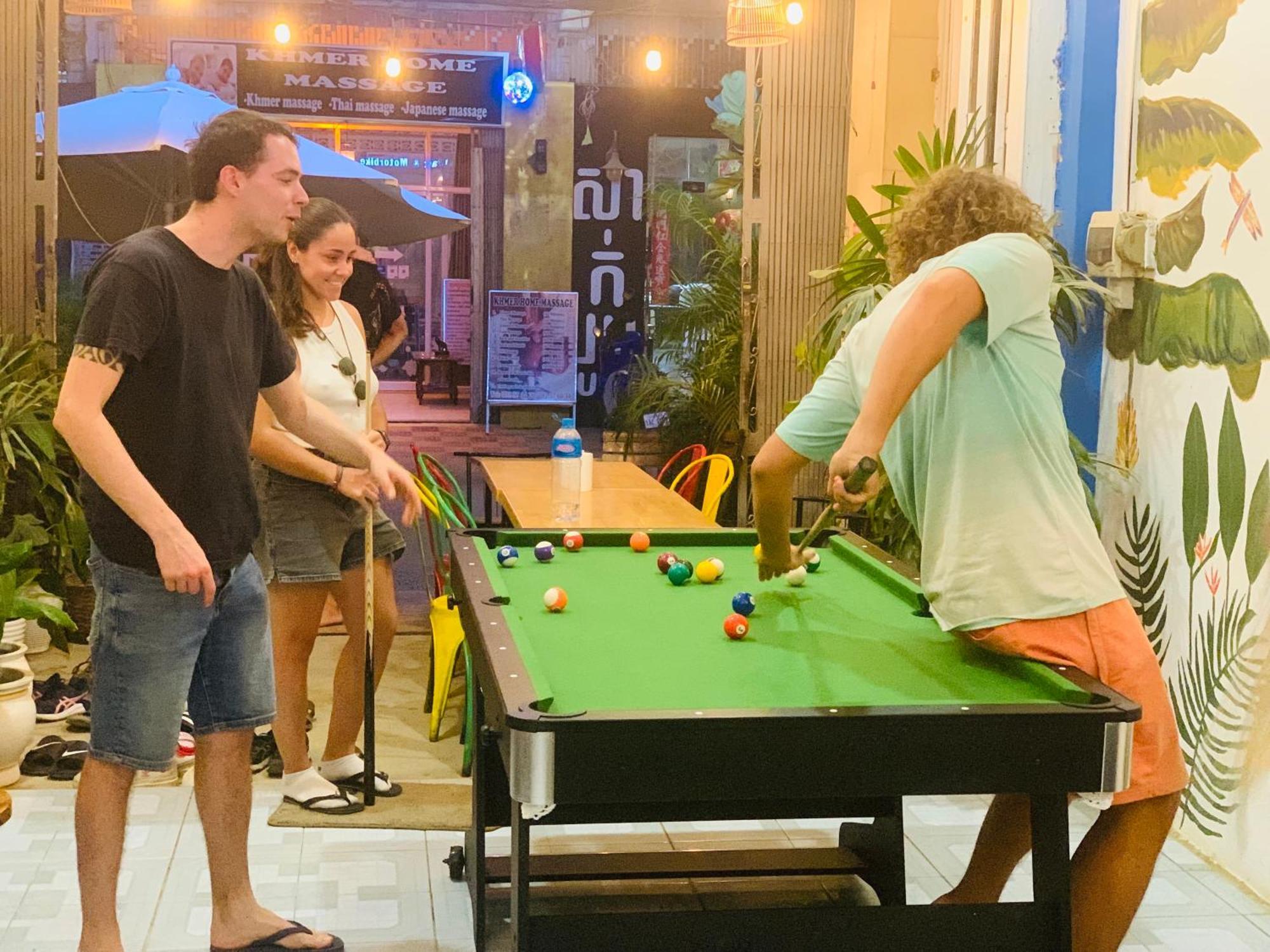 Social Backpacker Hostel & Rooftop Bar Μπατταμπάνγκ Εξωτερικό φωτογραφία