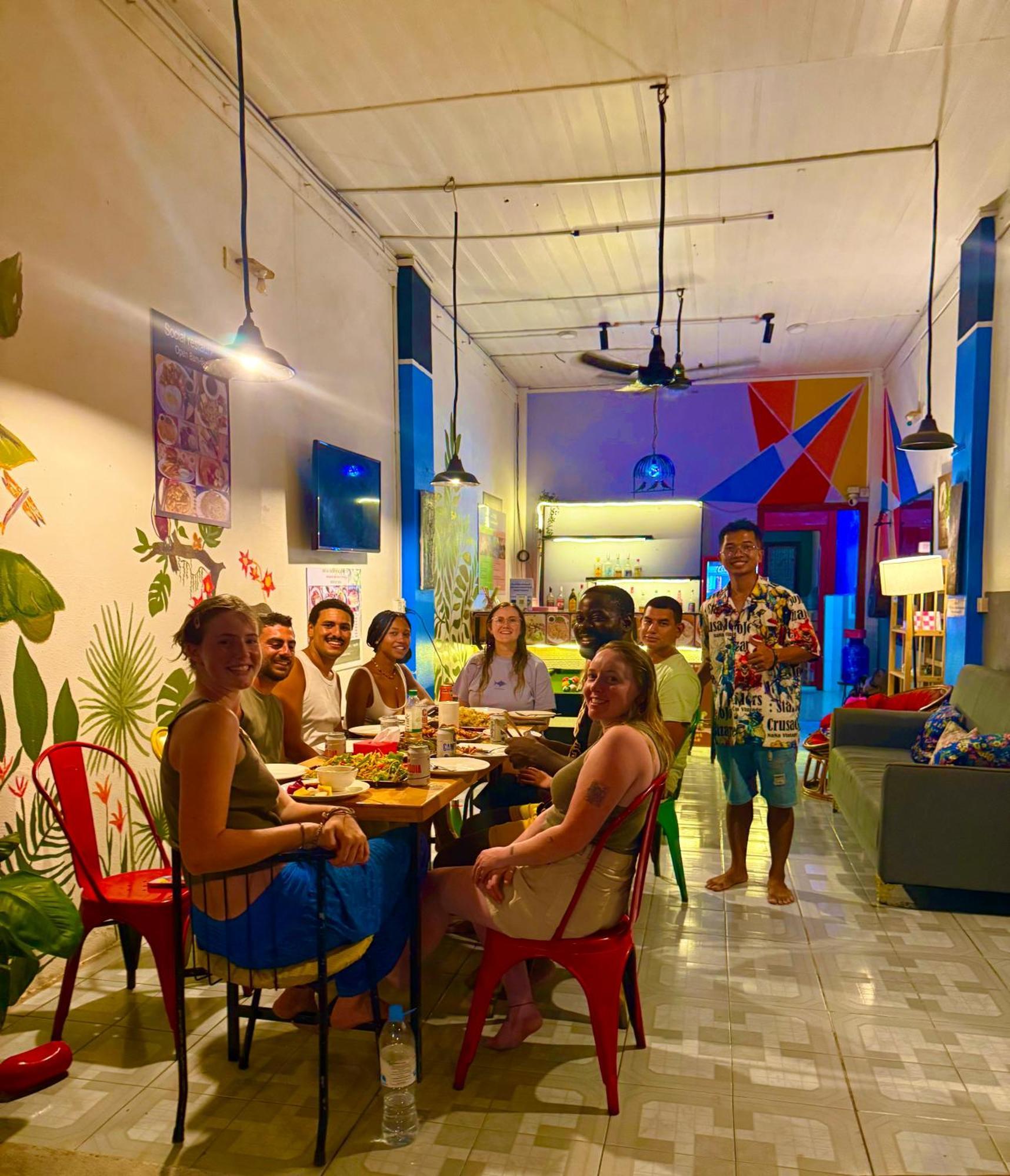 Social Backpacker Hostel & Rooftop Bar Μπατταμπάνγκ Εξωτερικό φωτογραφία